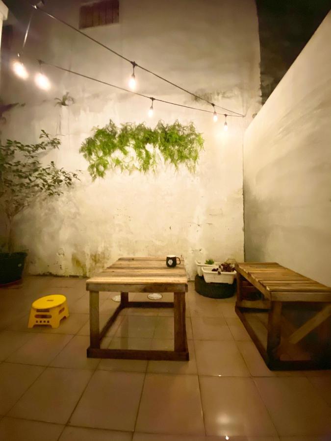 白狗公寓amo B&B市區金三角 東大門夜市 Hualien Eksteriør billede