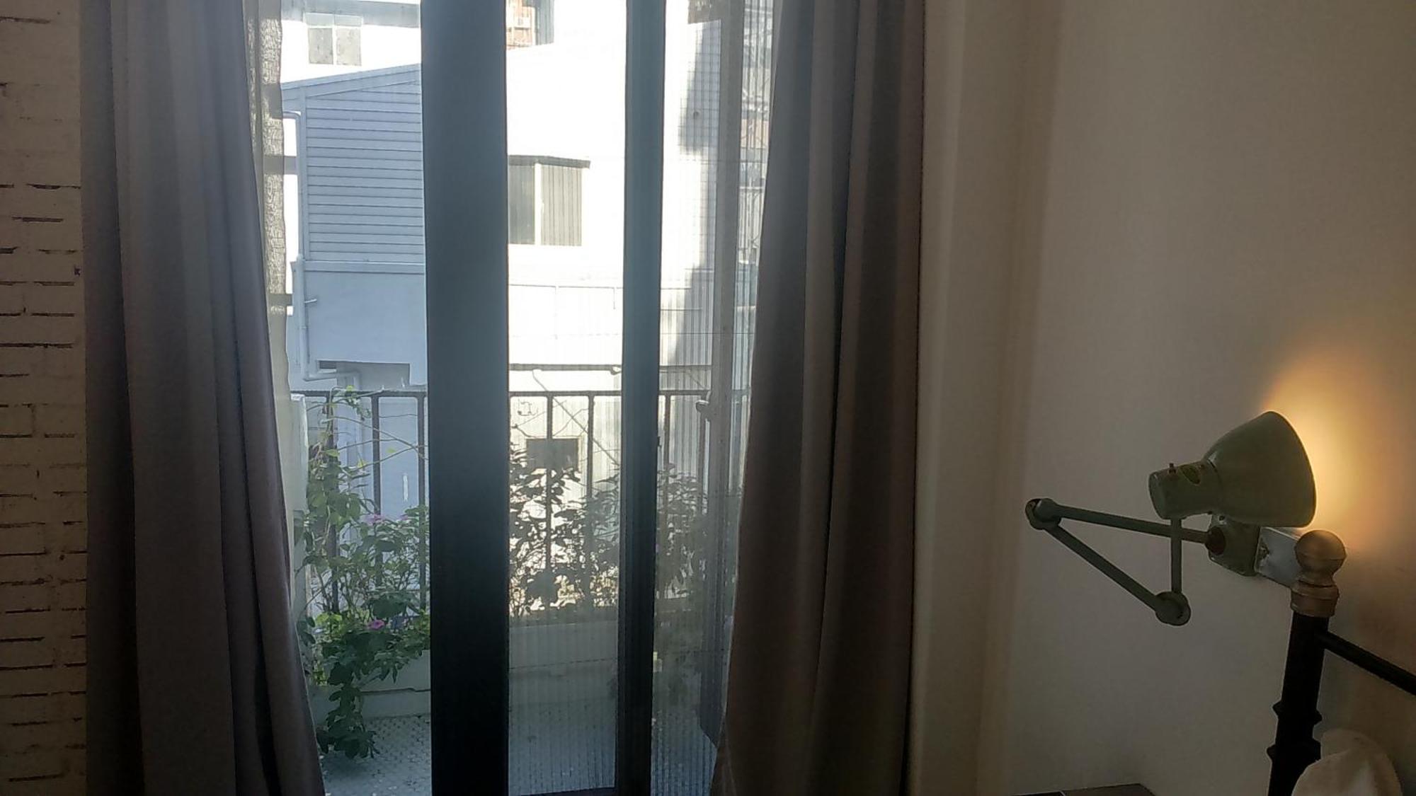 白狗公寓amo B&B市區金三角 東大門夜市 Hualien Værelse billede