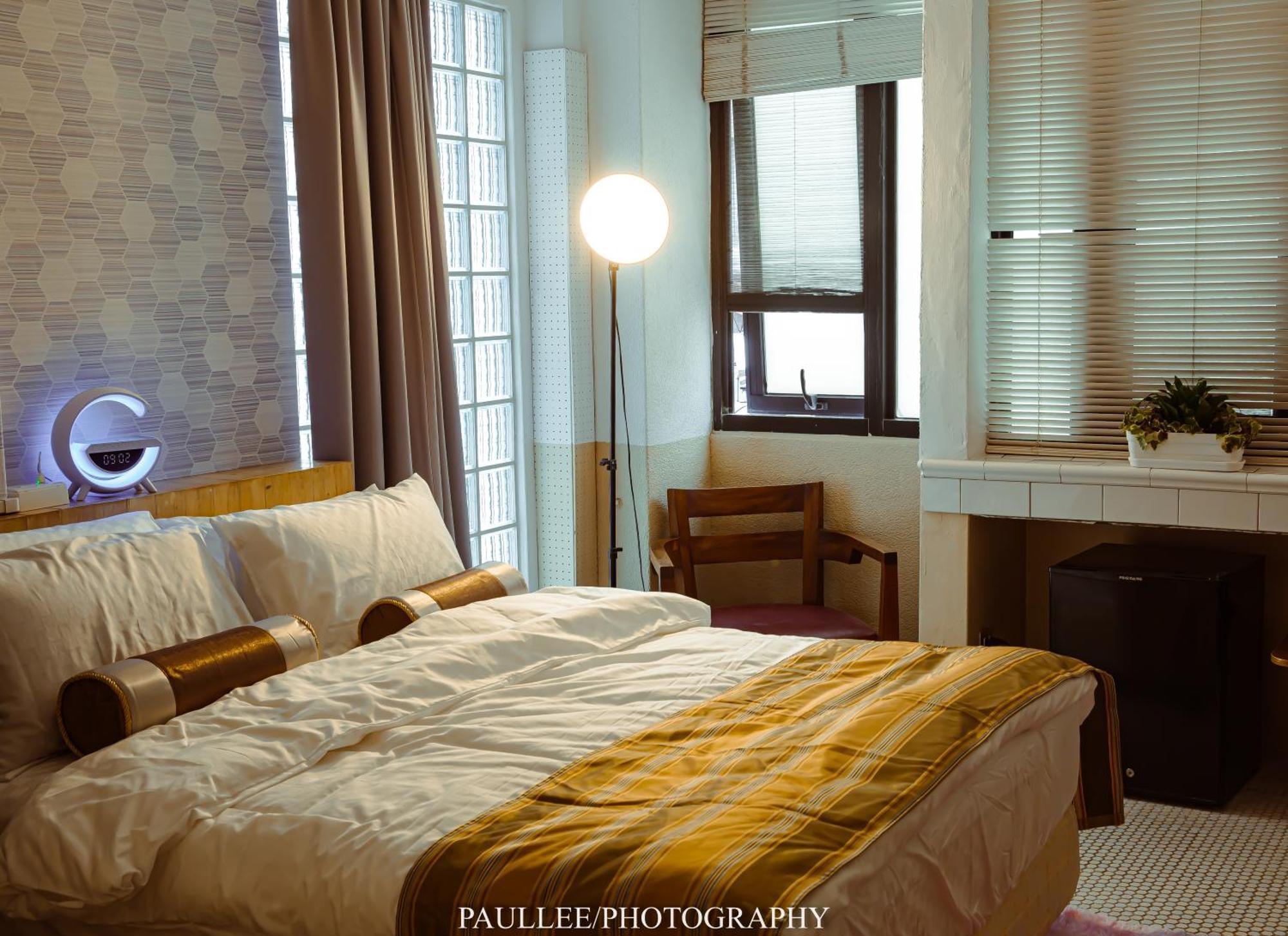 白狗公寓amo B&B市區金三角 東大門夜市 Hualien Eksteriør billede