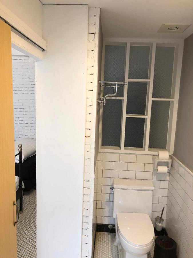 白狗公寓amo B&B市區金三角 東大門夜市 Hualien Eksteriør billede